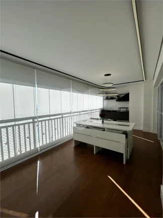 Imagem Apartamento à venda com 3 quartos, sendo 1 suíte, no condomínio Vista Parque Villa Lobos, São Paulo - SP