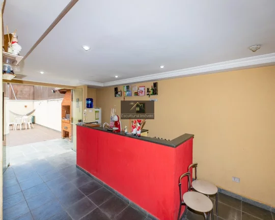 Imagem ÓTIMO SOBRADO 3 DORMITÓRIOS SENDO 1 SUÍTE HIDRO SALA 2 AMBIENTES LAREIRA PISO EM MADEIRA DE LEI COPA COZINHA ÁREA GOURMET SALÃO FESTAS 3 VAGAS