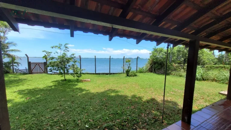 Imagem Locação mensal em Itapoá, Casa frente mar, vista para Baia da Babitonga