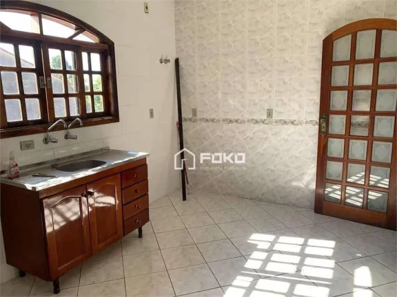 Imagem Sobrado com 3 dormitórios para alugar, 100 m² por R$ 3.896,00/mês - Parque Boturussu - São Paulo/SP