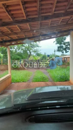 Imagem Chácara à venda: 2 quartos, 1 sala, 1 banheiro e 2.000m² de área em Rio Verde-GO!