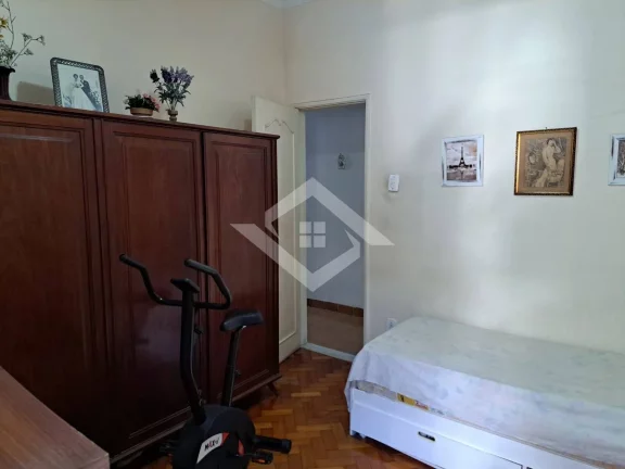Imagem Apartamento de 3 Quartos para Venda em Copacabana com 120 m²