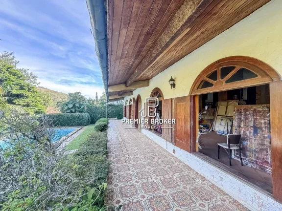 Imagem Casa à venda, 385 m² por R$ 1.200.000,00 - Albuquerque - Teresópolis/RJ