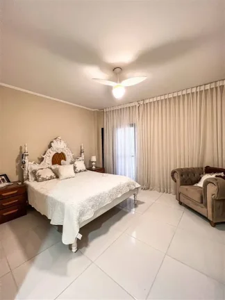 Imagem APARTAMENTO COM 219 m² - AVIAÇÃO - PRAIA GRANDE SP