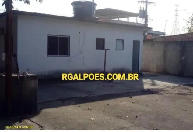 Imagem Galpão para Locação em DUQUE DE CAXIAS, Capivari, 2 banheiros