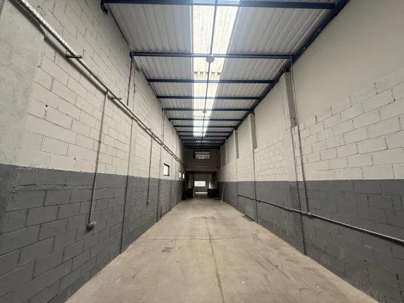 Imagem Galpão Comercial a venda em Cajamar, Excelente Localização!