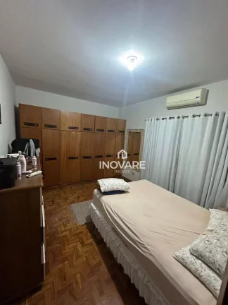 Imagem Casa com 3 dormitórios à venda, 360 m² por R$ 420.000,00 - Setor Central - Itumbiara/GO