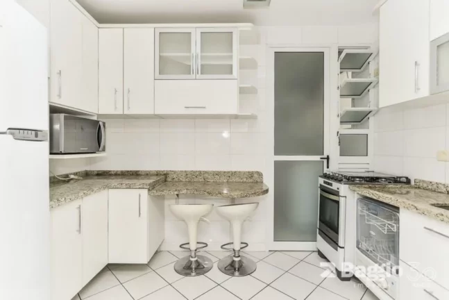 Imagem Apartamento de 3 quartos no bairro Campo Comprido