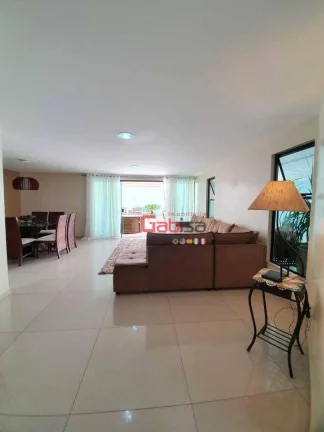Imagem Casa com 6 dormitórios à venda, 252 m² por R$ 3.200.000,00 - Novo Portinho - Cabo Frio/RJ