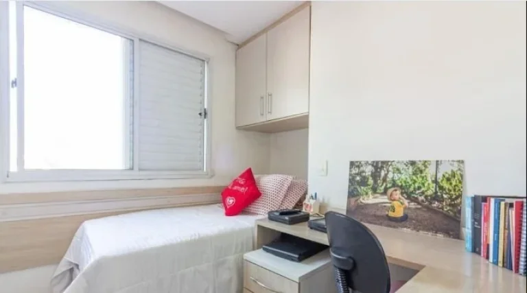 Imagem Descubra um novo estilo de vida em um apartamento de 67 m2 na Rua Francisco Pedro do Amaral, com uma...