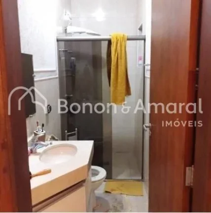 Imagem Casa em condomínio com 180 m² e 3 quartos