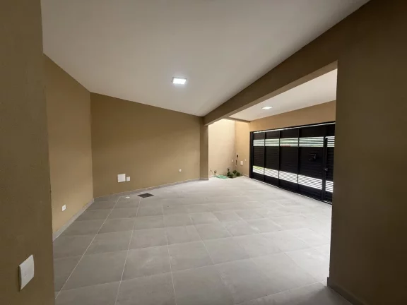 Imagem Casa de Esquina com Vista pra Mata - Portal dos Ipês
