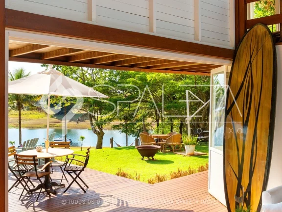 Imagem Propriedade incrível em terreno com mais de 22.000 m², marina particular e vista para a represa à venda em Avaré