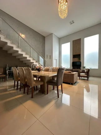 Imagem Belíssima Casa de Condomínio à Venda no Villa Lobos em Paulínia.

Casa com 3 suítes sendo uma d...