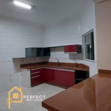 Imagem BELISSIMA CASA DE 4 DORMITORIOS PARA VENDA LOCALIZADO NO BAIRRO JARDIM OASIS EM TAUBATÉ SP