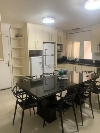 Imagem Apartamento Quadra Mar com 3 suítes à venda no Centro de Balneário Camboriú/SC