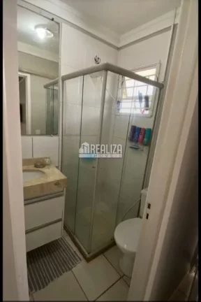 Imagem Casa com 3 dormitórios no Condomínio Moradas, no bairro Recreio dos Bandeirantes em Uberaba