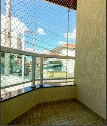 Imagem Ótimo sobrado, 3 dormitórios, sendo os 3 suites, closet, rico em armários, sala 2 ambientes, cozi...