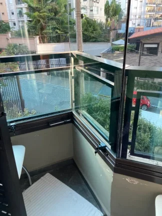 Imagem Apartamento 230 M², 3Q, 3 Suítes, 3 Banheiros, 4 Vagas, Sala espaçosa, Piscina, Academia, Quadra, Salão de festas, Lavabo, Próximo ao metrô.