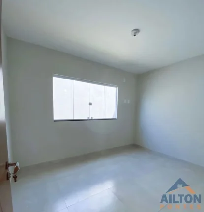 Imagem Casa Linear com 3 Quartos à Venda em Nova Guarapari - Guarapari/ES