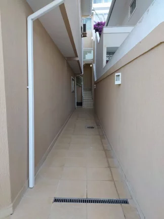 Imagem Casa alto padrão a venda no condomínio vale dos Cristais Macaé RJ.