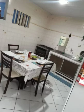 Imagem Casa no Siqueira Campos - 3 Quartos, 2 Vagas de Garagem - Consulte Agora!