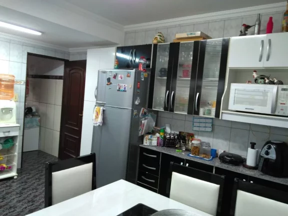 Imagem Sobrado Maravilhoso com 225 m² 3 Dormitórios com Suíte 2 Vagas de Garagem