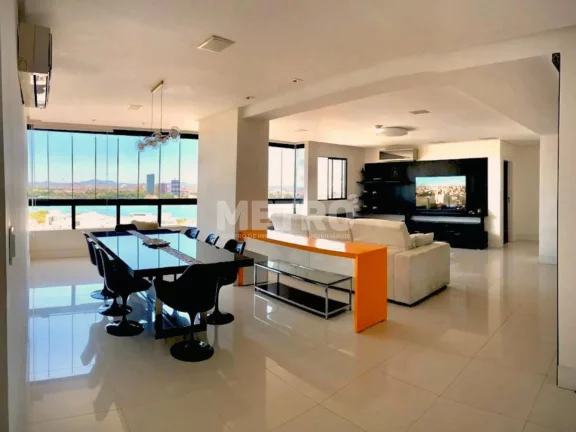 Imagem Aparteamento com sala ampla, 4 quartos, sendo 02 suítes, 02 varandas.