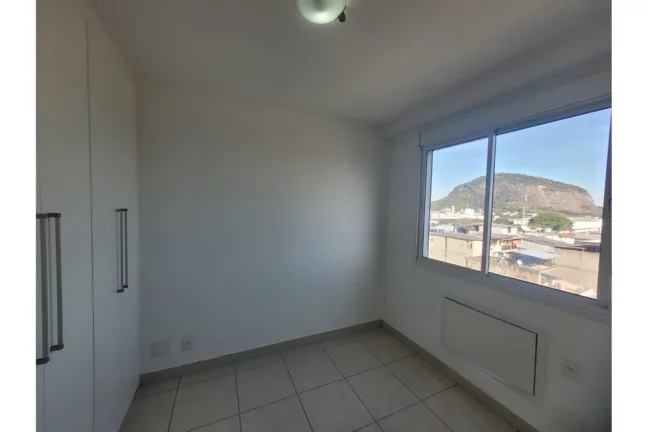 Imagem Apartamento 2 quartos, 1 suíte, em condomínio clube no Anil