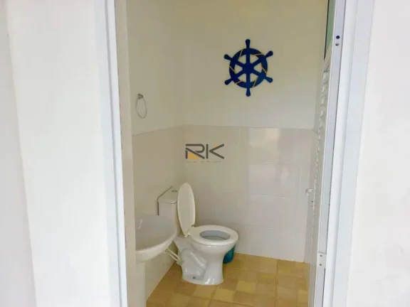 Imagem CASA A VENDA NAS TONINHAS COM 2 DORMITÓRIOS SENDO 1 SUÍTE,SALA DE ESTAR,COZINHA E 2 VAGAS DE GARAGEM