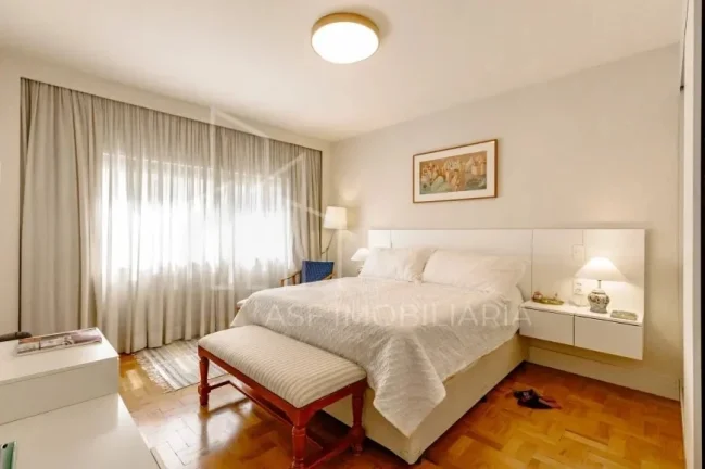 Imagem Apartamento Jardim Paulista - 174M², 3 Dorms, 1 Suíte, 2 Vagas Determinadas, Armários, Split.