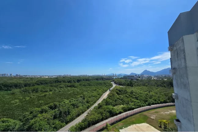Imagem Apartamento de 3 Suítes com Vista Livre e Andar Alto no Condomínio Vila do Pan