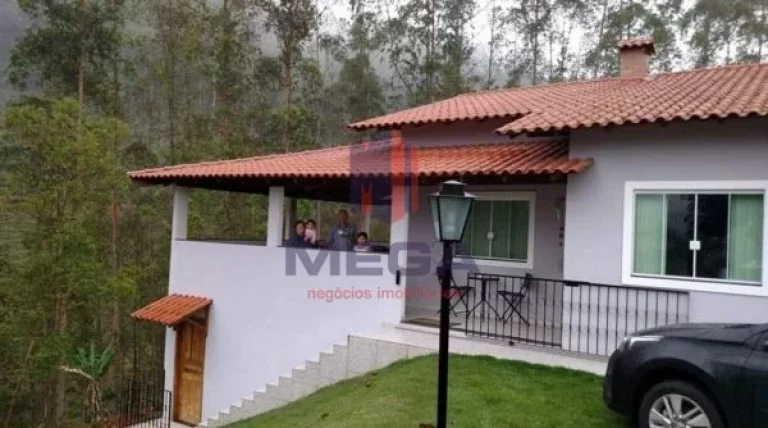 Imagem EXCELENTE CASA LINEAR DE 3 QUARTOS C/ SUÍTE À 12 KM DO CENTRO DE DOMINGOS MARTINS