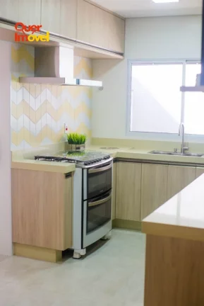 Imagem Casa em Condomínio à Venda em Ribeirão Preto-SP - 3 Quartos, 1 Suíte, 2 Salas, 3 Banheiros, 2 Vagas, 190,54m².