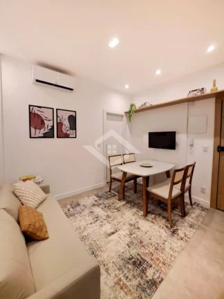Imagem Apartamento de 1 Quarto para Venda em Copacabana com 35 m²