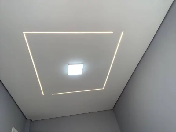 Imagem Excelente apartamento todo reformado de 2 dormitórios -Boqueirão!