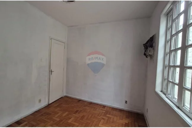 Imagem Casa á venda com 6 quartos com 316 m² Taquara, Rio de Janeiro.