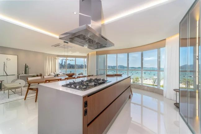 Imagem Apartamento com 4 dormitórios à venda sendo 4 suítes, 237 m² por - R$ 13.100.000,00 - Centro - Bal. Camboriú/SC