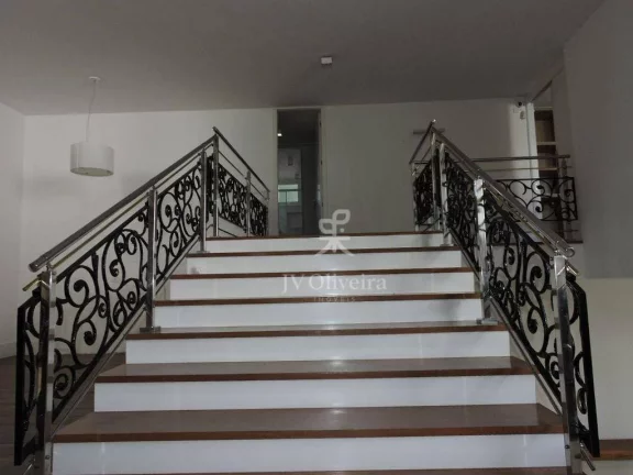 Imagem Casa com 5 dormitórios à venda, 600 m²