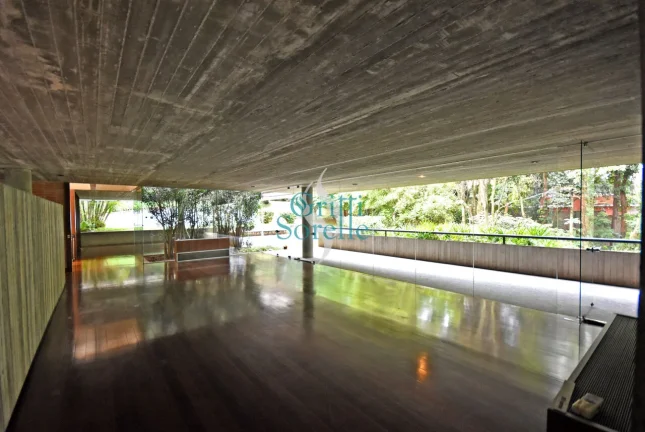 Imagem Casa/Terreno à Venda em Cidade Jardim - São Paulo/SP.
