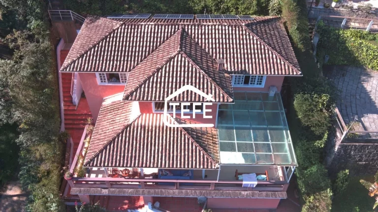 Imagem CASA maravilhosa em PETRÓPOLIS (Itaipava) - 3 SUÍTES - R$ 1.700.000