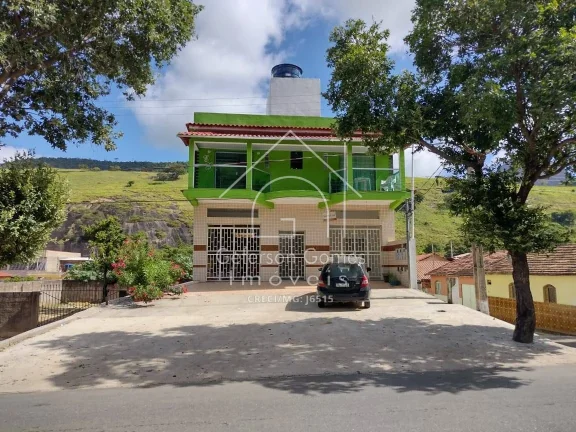 Imagem Prédio à Venda - Com 04 Quartos - Senhor dos Santos - São João do Manteninha - MG