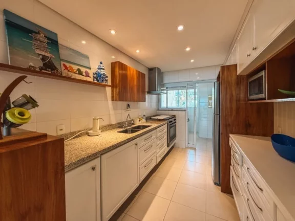Imagem Imóvel de Luxo: Apartamento à Venda em Riviera de São Lourenço Módulo 07, 4 Quartos, 4 Suítes, 3 Salas, 4 Vagas, 214,52m².