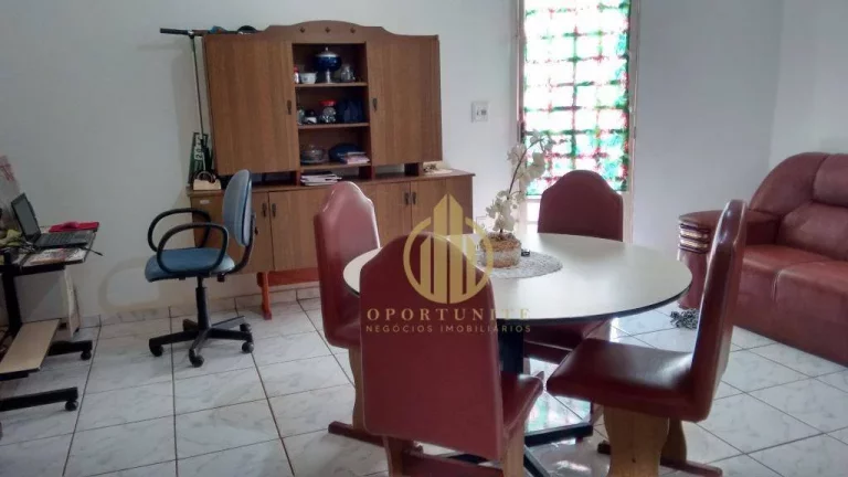 Imagem Casa com 3 suítes no Parque dos Lagos, Ribeirão Preto.