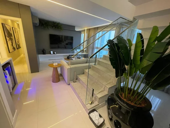 Cobertura com 3 dormitórios à venda sendo 3 suítes, 240 m² por - R$ 7.900.000,00 - Centro - Bal. Camboriú/SC