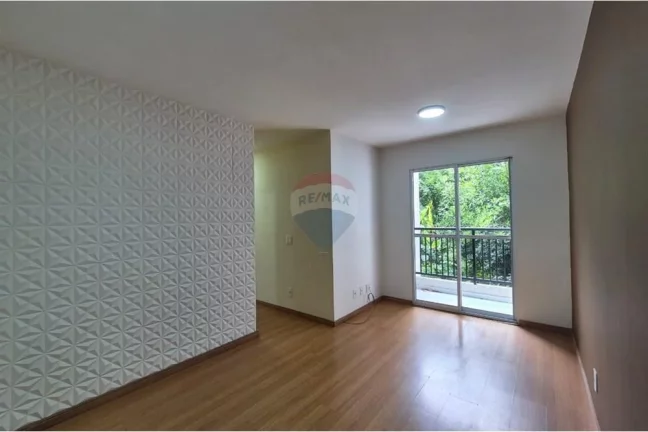 Imagem Apartamento com 3 quartos 56m² à Venda na Taquara, Rio de Janeiro.