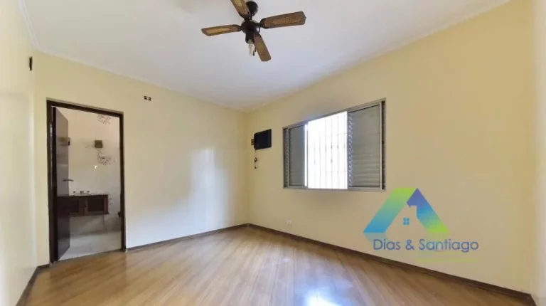 Imagem PAULICEIA Sobrado 310M², 4 dormitórios, 1 suíte, 4 vagas com ótima localização e valor !!!