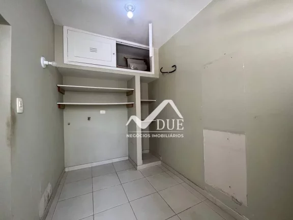 Imagem Apartamento com 3 dormitórios à venda, 130 m² por R$ 700.000,00 - Ponta da Praia - Santos/SP