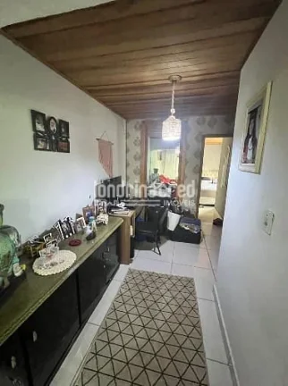 Imagem Ampla Casa à Venda em Londrina – 5 Quartos, Churrasqueira e 3 Vagas