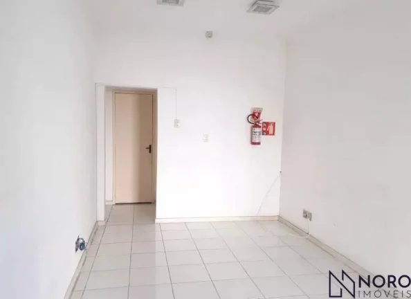 Imagem À Venda: Loja Comercial Exclusiva em Localização Privilegiada!
